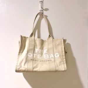 Marc Jacobs Tote Bag in Beige (Large)